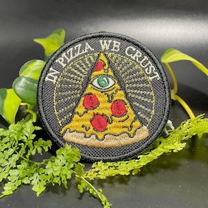 Écusson brodé - Écusson pizza Illuminati disponible en fer ou avec crochet