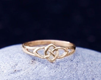 18K Gold Infinity Ring, Celtic Ring Women Gold, Celtic Knot Ring, Celtic Engagement Ring, Solid Yellow Gold, Celtic Jewellery, Infinity Knot