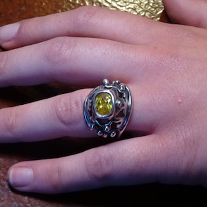 Silver ring with zirconia, ring size 19.5, US size 10