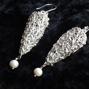 Silver earrings with freshwater pearls image 1