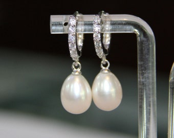 freshwater pearl earrings, pearl drop earrings, wedding pearl earrings, pearl earrings bridesmaid, bridal earrings pearl rhinestone