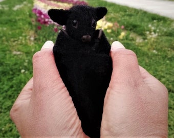 Needle felted realistic bat, Vampire bat,  Gothic gift ideas, Needle felted animal, Felted wool bat, Halloween bat,