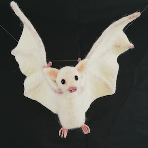 Felted albino bat, fruit bat, albino animal, Vampire bat, Gothic gift ideas, Needle felted animal, Felted wool bat, Halloween bat,
