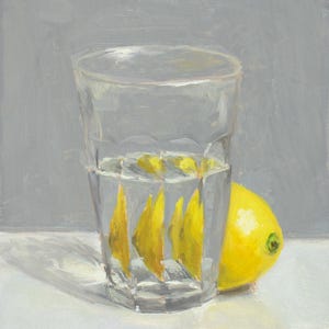 Glas Wasser und eine Zitrone original realistisches modernes Ölgemälde Stillleben von Aleksey Vaynshteyn