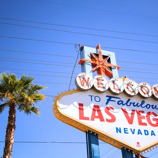 Welcome to Vegas Sign, Neon Sign, Gift for Traveller, Las Vegas Wall Art, Set of 2, American Art, Nevada, Las Vegas Print, Casino