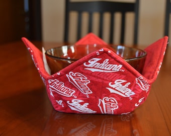 Quilted Microwave Bowl Hugger / Cozy / Pot Holder / Kozy Indiana University
