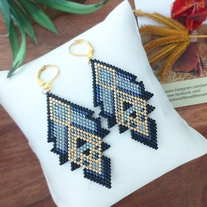 Geometric triangle earrings weaving black miyuki beads, midnight blue, grey, gold