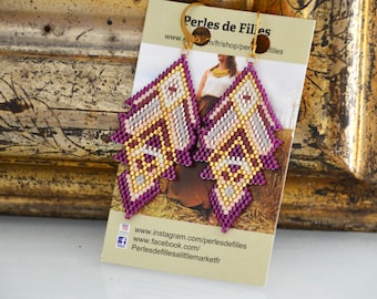 Geometric triangle earrings weaving fuchsia miyuki pearls, burgundy, pink, white and gold