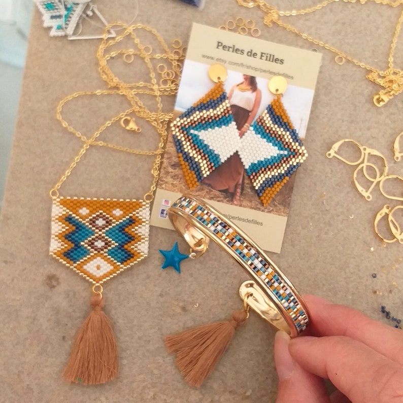 capri blue cobalt blue necklace necklace chain gold mesh fine pendant hand-woven beads miyuki mustard beige and gold
