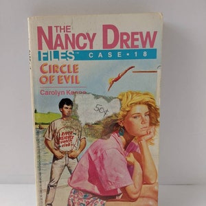 Vintage 1987 The Nancy Drew Files Case 18 Circle Of Evil Carolyn Keene Pocket Size Mystery Paperback Book