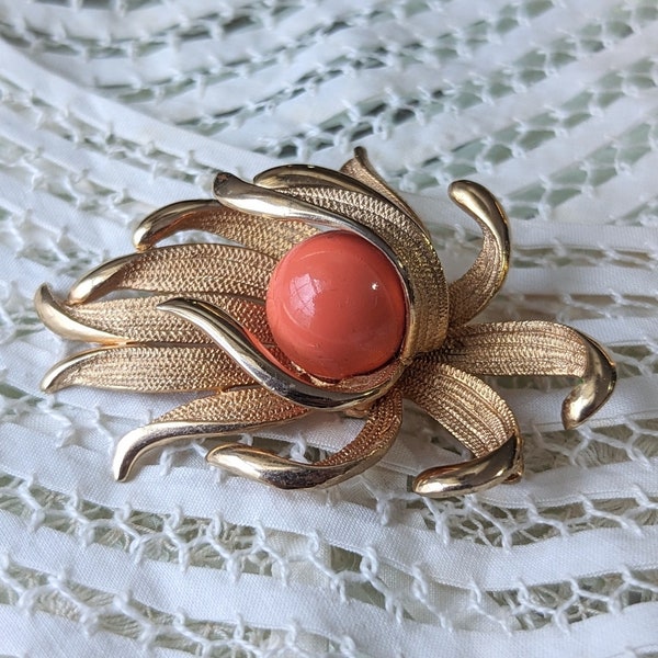 Vintage Gold And Coral Art Nouveau Flower Brooch Pin