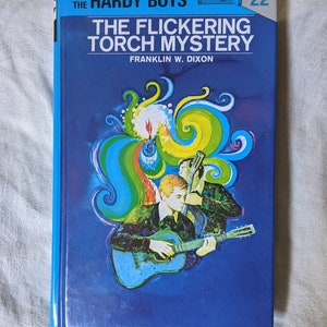 Hardy Boys Mystery #22 The Flickering Torch Mystery Glossy Blue Hardcover