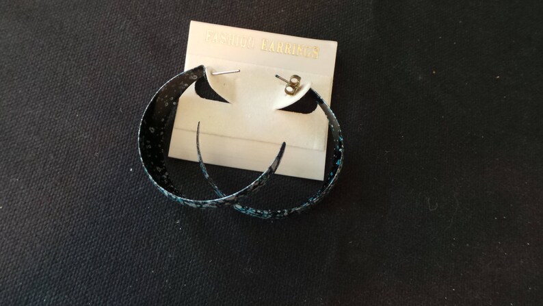 SALE NEW Vintage Deadstock Black Green And White Spatterware Giant Hoop Earrings