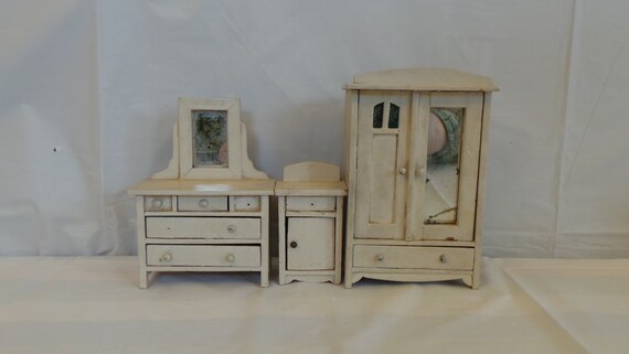 Vintage 1940 S Dollhouse Miniature Shabby Chic Bedroom Furniture Set Vanity Dresser Wardrobe Nightstand Table Cabinet Cream White Paint