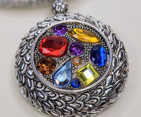 Medieval silver rhinestone jewel necklace - image 5