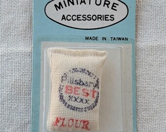 Vintage Dollhouse Miniatures Pillsbary Flour Sack Decor NIP