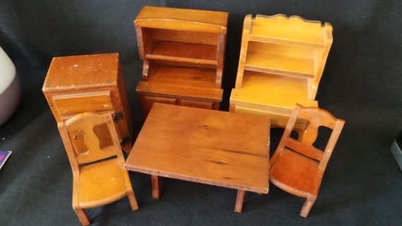 Honey oak dining room chairs deals