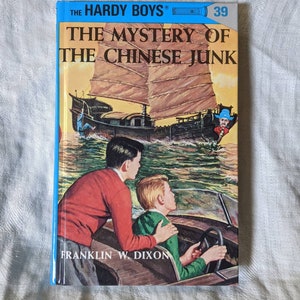 Hardy Boys Mystery #39 The Mystery Of The Chinese Junk Glossy Blue Hardcover