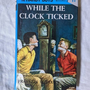 Hardy Boys Mystery #11 While The Clock Ticked Mystery Glossy Blue Hardcover