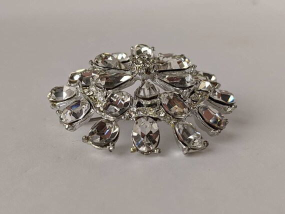 Vintage Sparkly Silver Rhinestone Flower Brooch P… - image 2