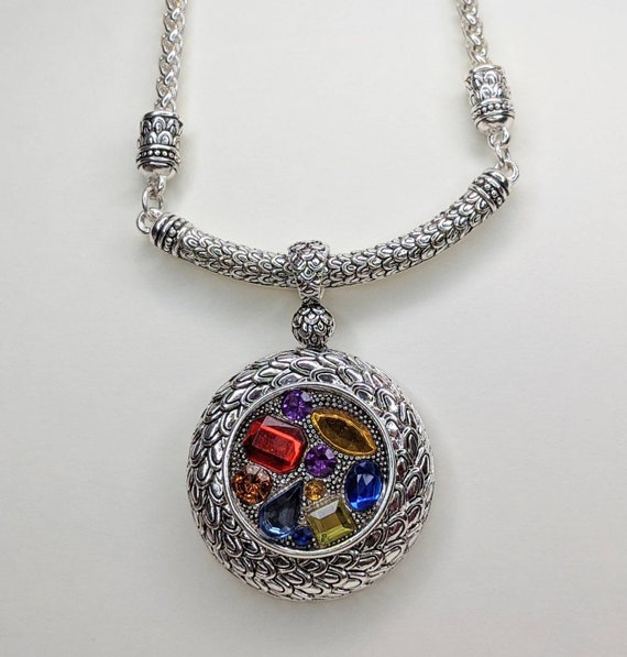 Medieval silver rhinestone jewel necklace - image 1