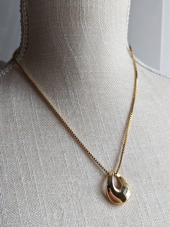 Pendant necklace gold tone Gem