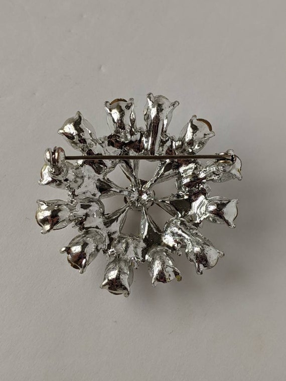 Vintage Sparkly Silver Rhinestone Flower Brooch P… - image 9