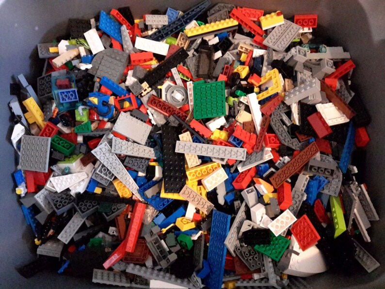 5 Pounds Estimated 2500 Lego Pieces LOT Mix Bulk Plates Tiles Bricks Slopes Baseplate Building Blocks Learning Tools Education Priority Mail image 3