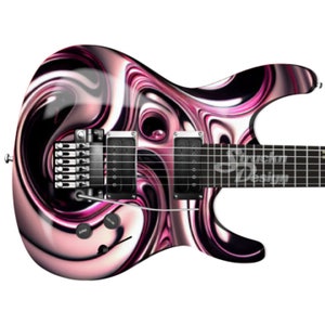 Pode incluir: Uma guitarra elétrica rosa e preta com um design abstrato em espiral. A guitarra tem um protetor de palheta preto e uma ponte prateada.