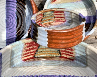 Verschachtelung Schalen Handgemacht in den USA Vintage Studio Töpferei Werfen Signierte Kunst Seltene Keramik Steingut Regenbogen Farbe Party Servieren