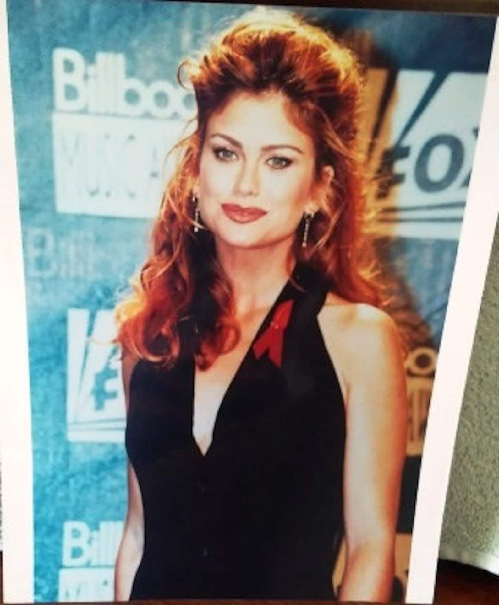 Debra Messing as Grace Adler in Will and Grace TV Series 8x10 Etsy Debra Messing as Grace Adler in Will and Grace TV Series 8x10 Etsy