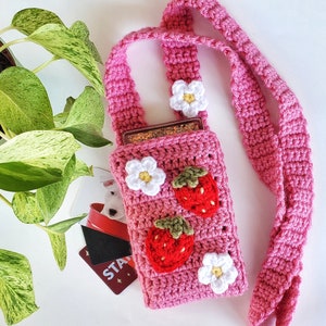 Strawberry Bag Crochet PATTERN ONLY, Cell Phone Bag, Crochet Bag, Cell Phone Pouch, Crochet Phone Case, Crochet Mini Purse, Crossbody Bag image 3