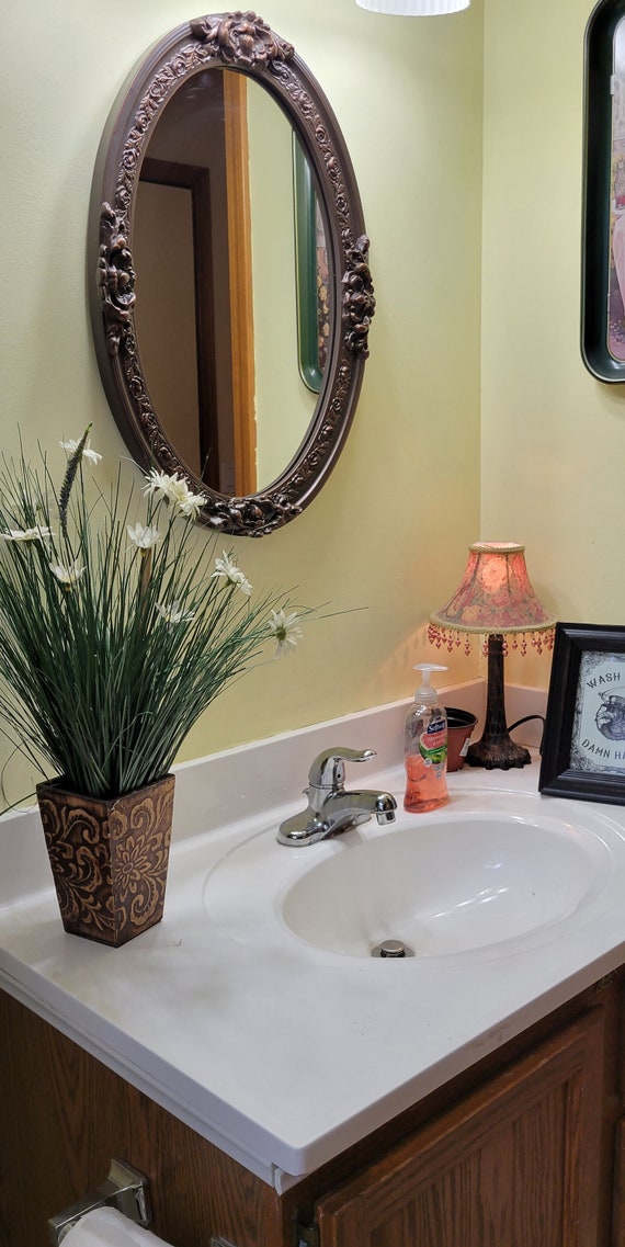 23 inch bathroom vanity outlet