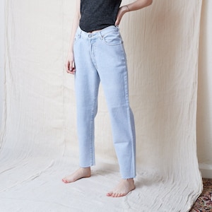 Jeans taille haute vintage 28 taille, jeans Light Wash, jeans maman années 90, jeans gigognes bleu clair, jeans délavés Light Wash Taille 28