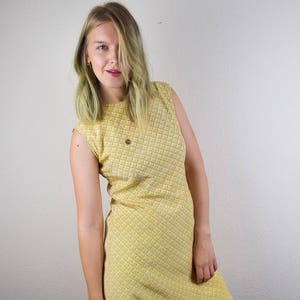 Vintage Dress, 60s Dress Medium, Yellow Knee Length Dress, Sleeveless Pastel Yellow Dress, Day Dress, 60s Yellow Patterned Dress