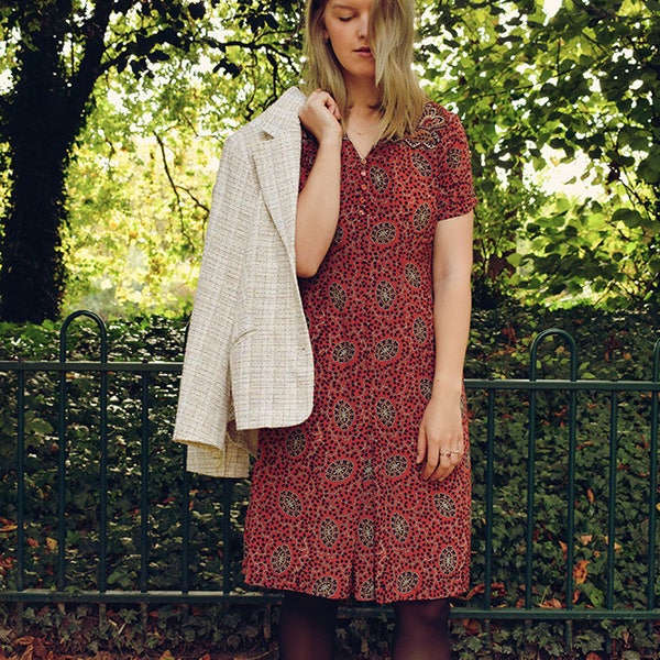 Vintage Dress, Red Dress Large, 90s Red Day Dress, Boho Dress With Abstract Print, 90s Dress, Bohemian Knee-Length Dress