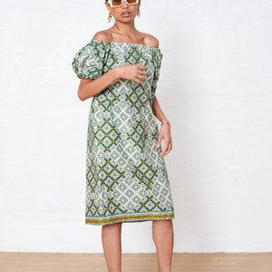 Off The Shoulder Wax Print Dress Small, Cotton Summer Dress Size 6-8, Boho Green Summer Shift Dress, Puffy Sleeve Dress image 3