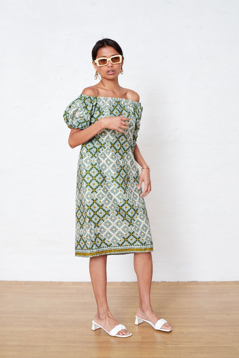 Off The Shoulder Wax Print Dress Small, Cotton Summer Dress Size 6-8, Boho Green Summer Shift Dress, Puffy Sleeve Dress image 3