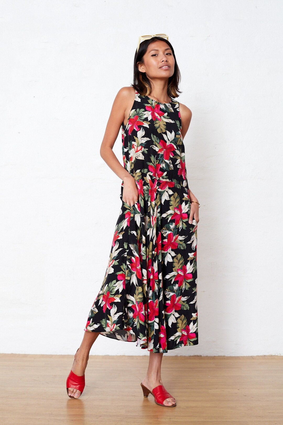 summer halter dress maxi Stylish Halter Maxi Dress for Tropical Summer Vacations main image 0
