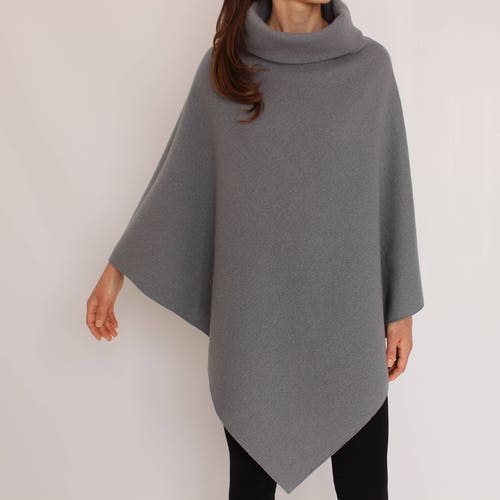 WOOLMARK WOOL PONCHO / 100% Pure shops New Wool Shawl Wrap Women / Wool Cape Poncho Handmade in Italy / Poncho Women / Boiled Wool Sweater