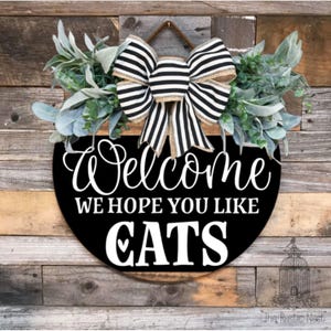 Painted Welcome Cat Sign: Rustic Front Door Decor