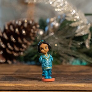Princess Jasmine from Disney&#39;s Aladdin Christmas ornament.