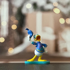 Donald Duck 70th anniversary Disney figurine Christmas ornament