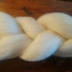 Spinning wool top roving, white, soft, for weaving, felting, wall art, doll making, craft, 50g/100g/200g. Pure Merino fine wool 21 microns