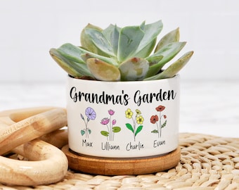 Grandmas Garden - Custom Mini Plant Pot - Personalized Birth Flower Succulent Planter - Mother's Day Gift - Gift for Grandma