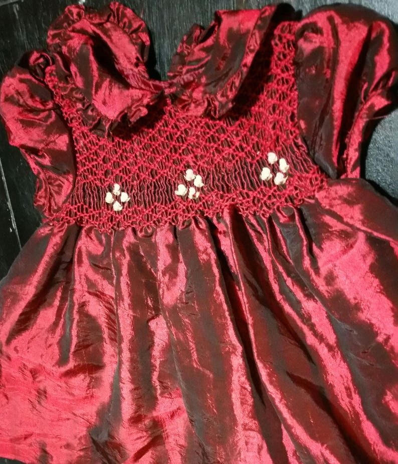 1st treadidional holiday dress of quality bergundy red Gorgeous little baby girl size 6 months