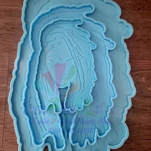 Woman with Dreads Mold