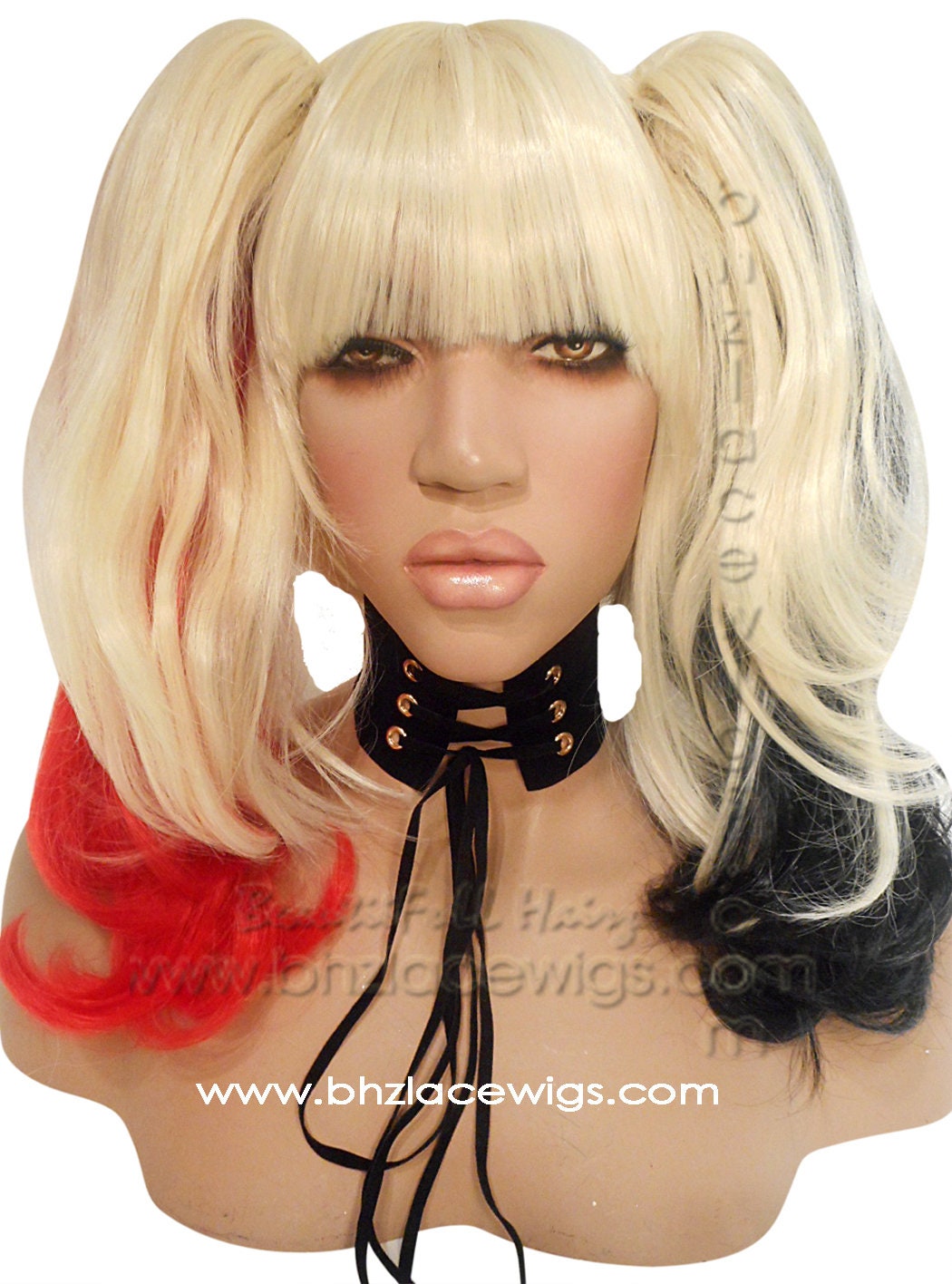 Boneca da The Royal Dolls  Barbie fashionista, Maquiagem de harley quinn,  Estilo barbie