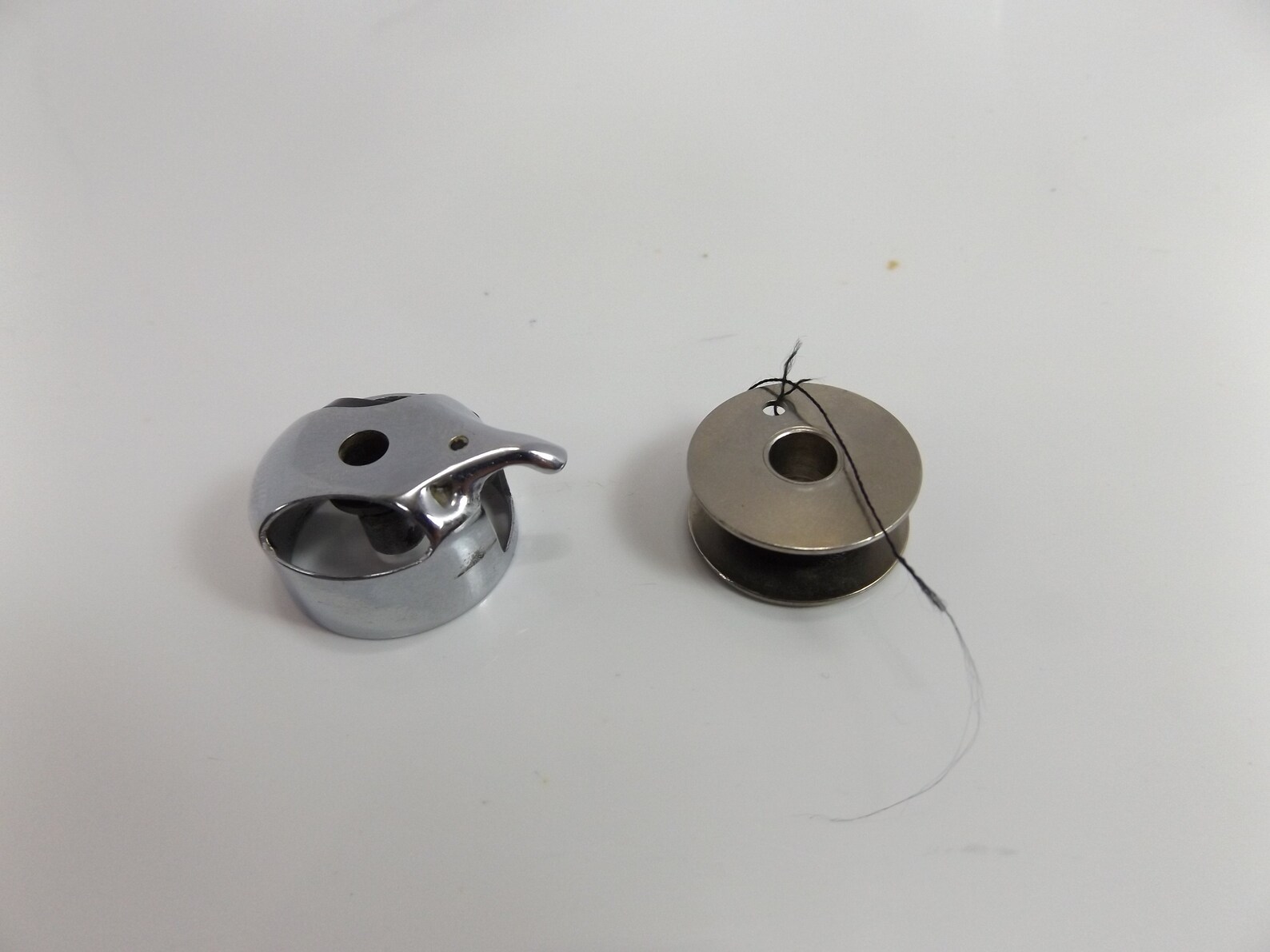 Viking husqvarna sewing machine bobbin case 6030 6440 6230 Etsy
