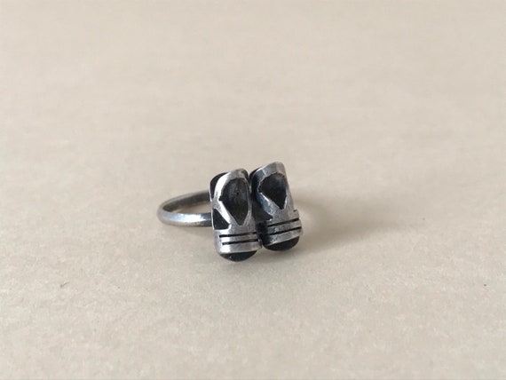 Huaraches ring 5.5 size